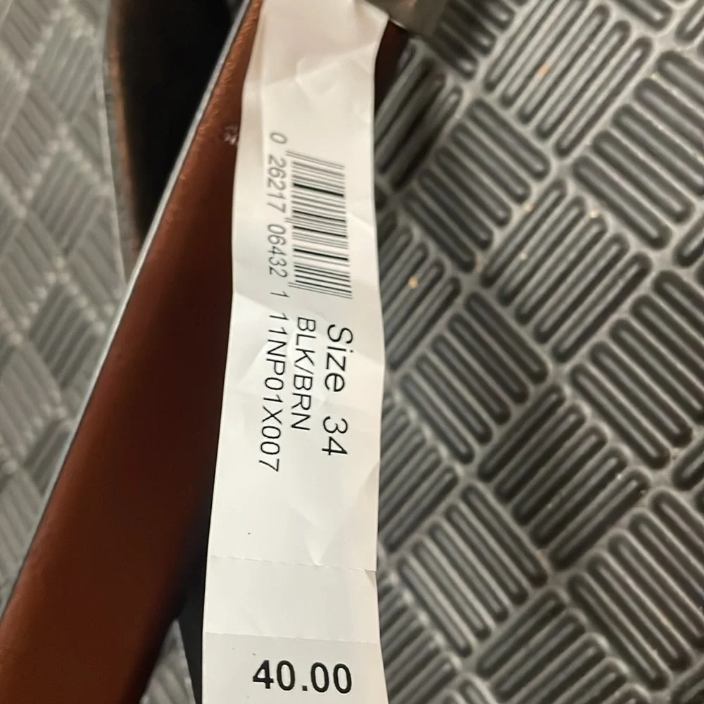 Nautical reversible black and tan belt never used size 34